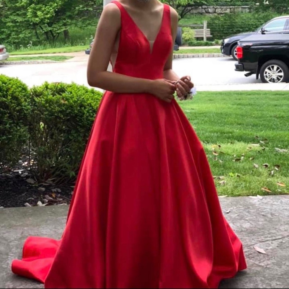 Sherri Hill Prom Dress